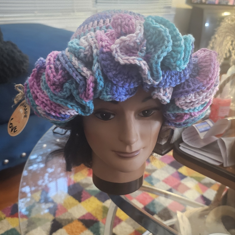 Crochet Ruffle Bucket Hat - Picture 2 of 6